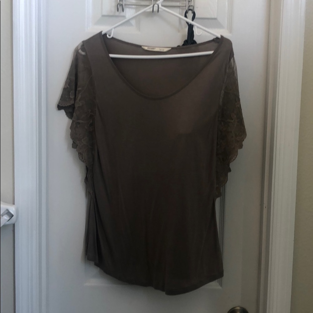 Women’s shirt